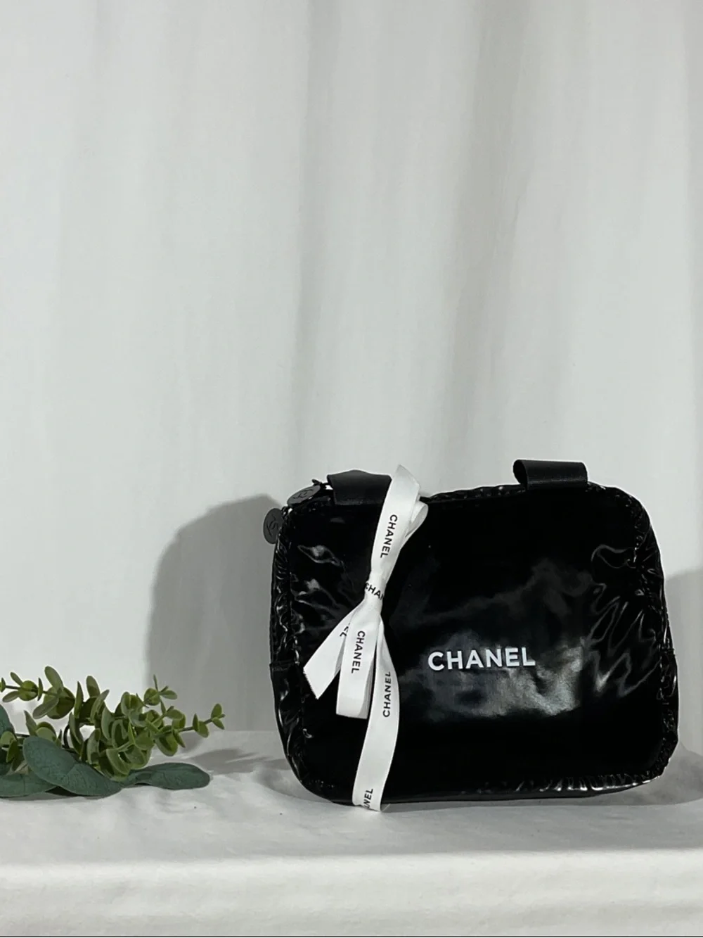 CHANEL Makeup GWP Mini Puffy Black Shiny Tote
